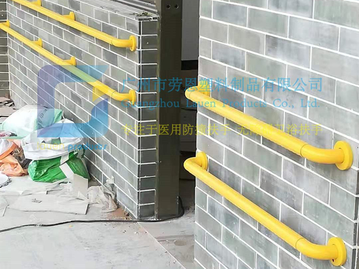 扶手厂家告诉你哪些地方需要设置防撞扶手和护栏